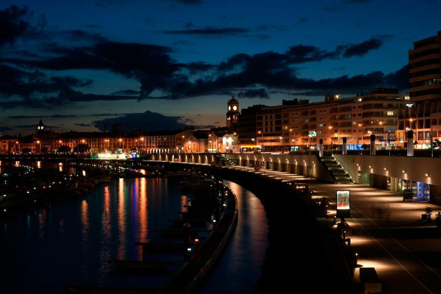 Ponta Delgada 2 Towers Apartment מראה חיצוני תמונה