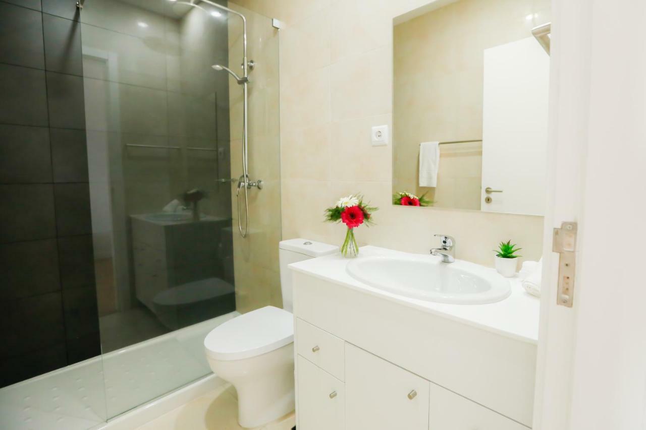 Ponta Delgada 2 Towers Apartment מראה חיצוני תמונה